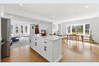 225 Pleasnat St, Millis, MA 02054 - Photo 7