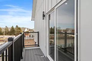 631 Franklin St, Worcester, MA 01604 - Photo 25