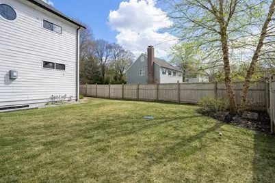 11 Fisher Ave, Wellesley, MA 02482 - Photo 33