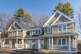 5 Moseley Pl, Newburyport, MA 01950 - Photo 1