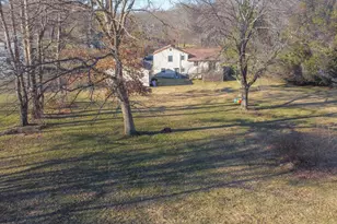 8 Wagon Wheel Dr, Bedford, MA 01730 - Photo 29