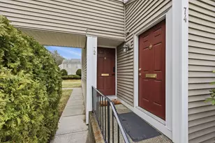 72 Nassau Dr, Springfield, MA 01129 - Photo 5