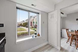 72 Nassau Dr, Springfield, MA 01129 - Photo 17