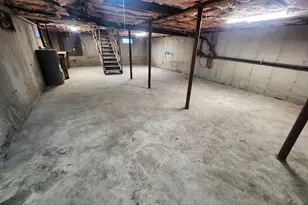 56 Brattle St, Athol, MA 01331 - Photo 17