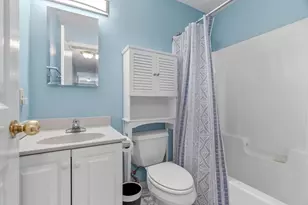 4 Charlesgate E, Boston, MA 02215 - Photo 15