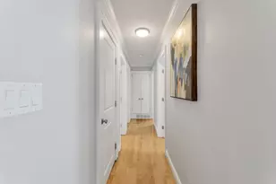 81 Houghton St, Boston, MA 02122 - Photo 17