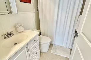 57 D St, Hull, MA 02045 - Photo 25