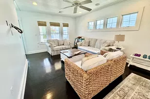 57 D St, Hull, MA 02045 - Photo 9