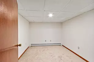 12 Tanglewood Dr, Dracut, MA 01826 - Photo 25