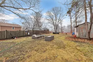 18 Lyndale Ave, Gloucester, MA 01930 - Photo 25