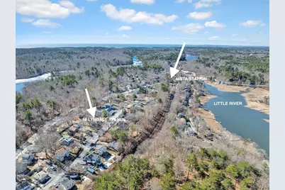 18 Lyndale Ave, Gloucester, MA 01930 - Photo 5