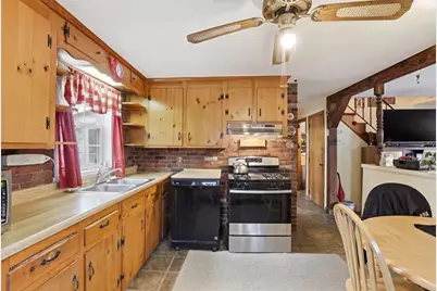 94 Nancy Ave, Dracut, MA 01826 - Photo 11