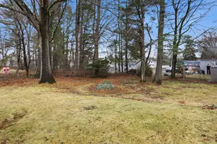 94 Nancy Ave, Dracut, MA 01826 - Photo 9