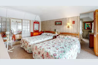 9 Parkview Ave, Beverly, MA 01915 - Photo 3