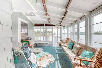 9 Parkview Ave, Beverly, MA 01915 - Photo 17