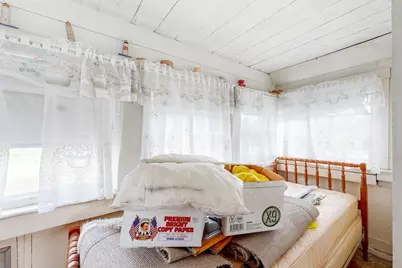 9 Parkview Ave, Beverly, MA 01915 - Photo 5