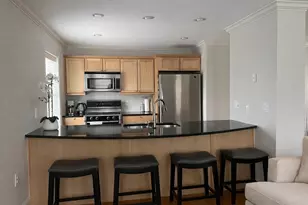 11 Whitney St, Brookline, MA 02466 - Photo 3