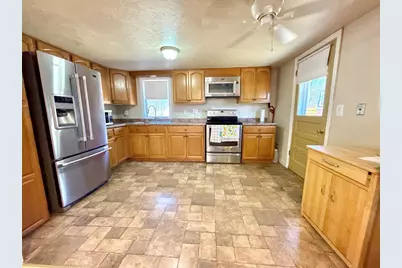 12 Carron Ln, Oxford, MA 01540 - Photo 5