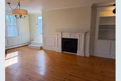 9 Charles St #2, Newburyport, MA 01950 - Photo 5