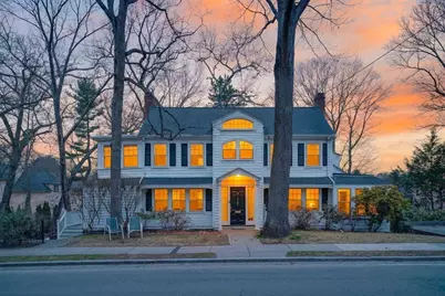 575 Chestnut St, Newton, MA 02468 - Photo 3