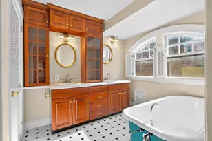 575 Chestnut St, Newton, MA 02468 - Photo 31