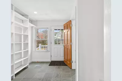 575 Chestnut St, Newton, MA 02468 - Photo 9