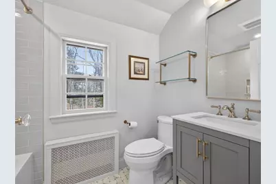 189 Bristol Rd, Wellesley, MA 02481 - Photo 15