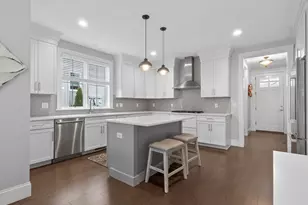 14 Callahan Dr, Framingham, MA 01701 - Photo 7