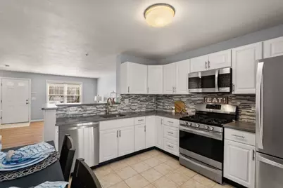 18 Boxberry Lane #18, Rockland, MA 02370 - Photo 5