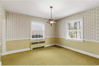 27 Valentine Road, Framingham, MA 01702 - Photo 9