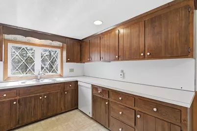 27 Valentine Road, Framingham, MA 01702 - Photo 15