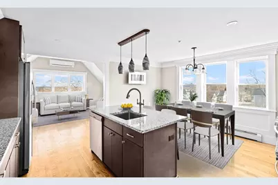 31 Mayflower St #3, Plymouth, MA 02360 - Photo 1