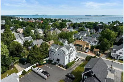 31 Mayflower St #3, Plymouth, MA 02360 - Photo 1