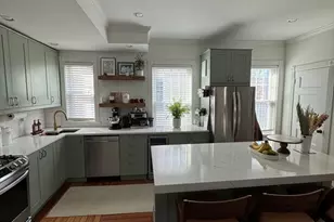 32 Roseclair St, Boston, MA 02125 - Photo 3