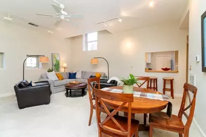 72 Lincoln St #13, Newton, MA 02461 - Photo 11