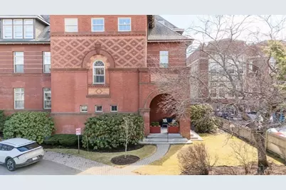 72 Lincoln St #13, Newton, MA 02461 - Photo 21