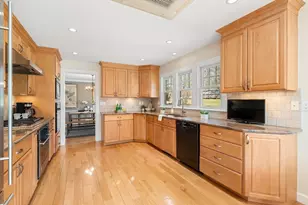 14 Melrose Ave, Needham, MA 02492 - Photo 11