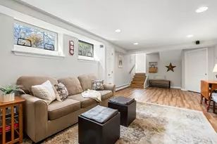 14 Melrose Ave, Needham, MA 02492 - Photo 33