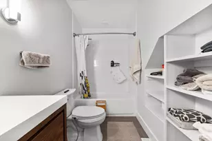 118 Spring St, Watertown, MA 02472 - Photo 25