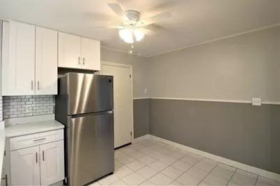 8 Thurston Rd #8, Watertown, MA 02472 - Photo 9