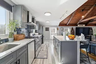 350 Sconticut Neck Rd, Fairhaven, MA 02719 - Photo 5