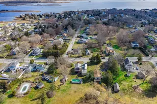 350 Sconticut Neck Rd, Fairhaven, MA 02719 - Photo 35