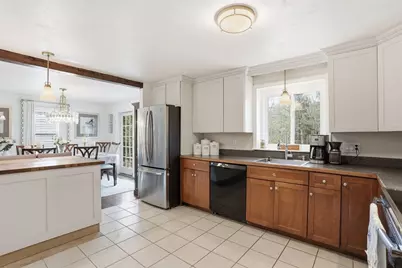 102 County St, Lakeville, MA 02347 - Photo 15