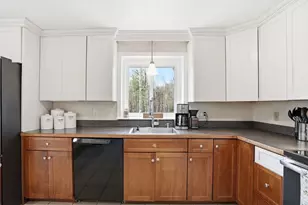 102 County St, Lakeville, MA 02347 - Photo 13