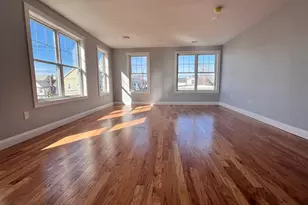 585 Washington St, Quincy, MA 02169 - Photo 1