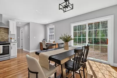 10 Mattakeesett Ave, Pembroke, MA 02359 - Photo 5