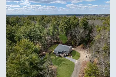 10 Mattakeesett Ave, Pembroke, MA 02359 - Photo 23