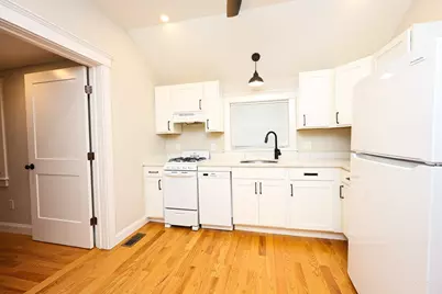 85 Oak St #85, Randolph, MA 02368 - Photo 15