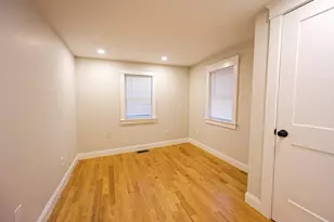 85 Oak St, Randolph, MA 02368 - Photo 13