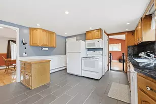 49 Brown St, Attleboro, MA 02703 - Photo 3